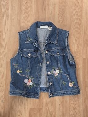 90s Jean Vest Wurh Embrpidered Flowers